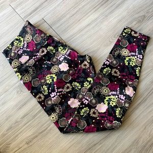 COPY - NWT Lululemon Wunder Under Floral Leggings